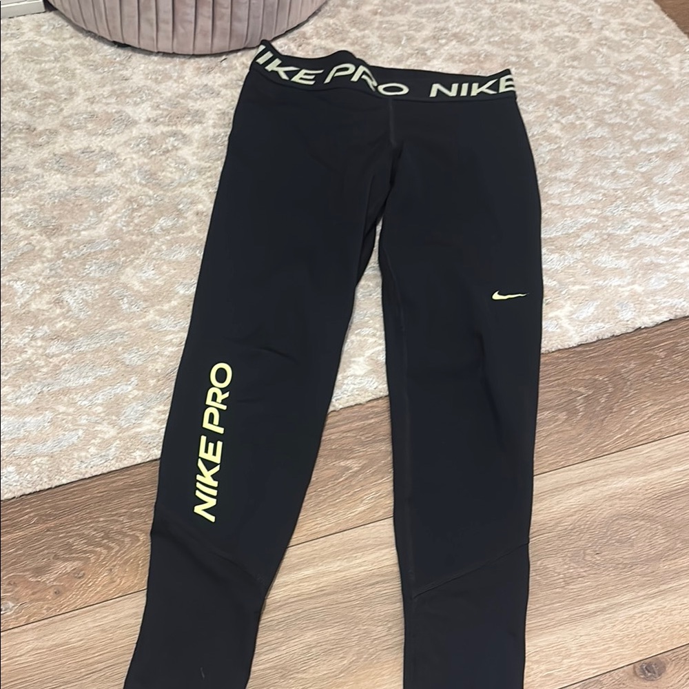 Nike Black and Yellow Performance Leggings